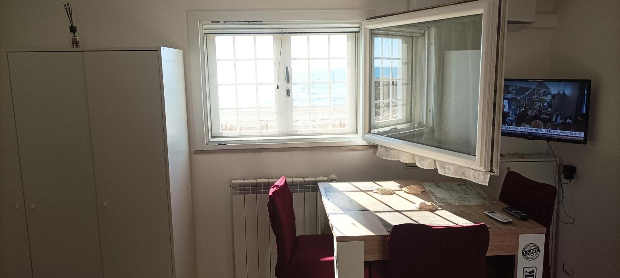 Casina Sulla Sabbia Apartamento Torvaianica Exterior foto