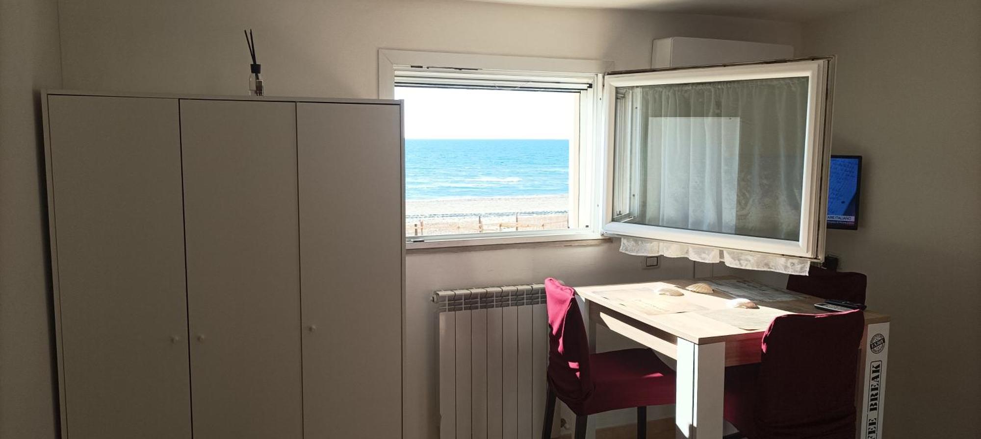 Casina Sulla Sabbia Apartamento Torvaianica Exterior foto